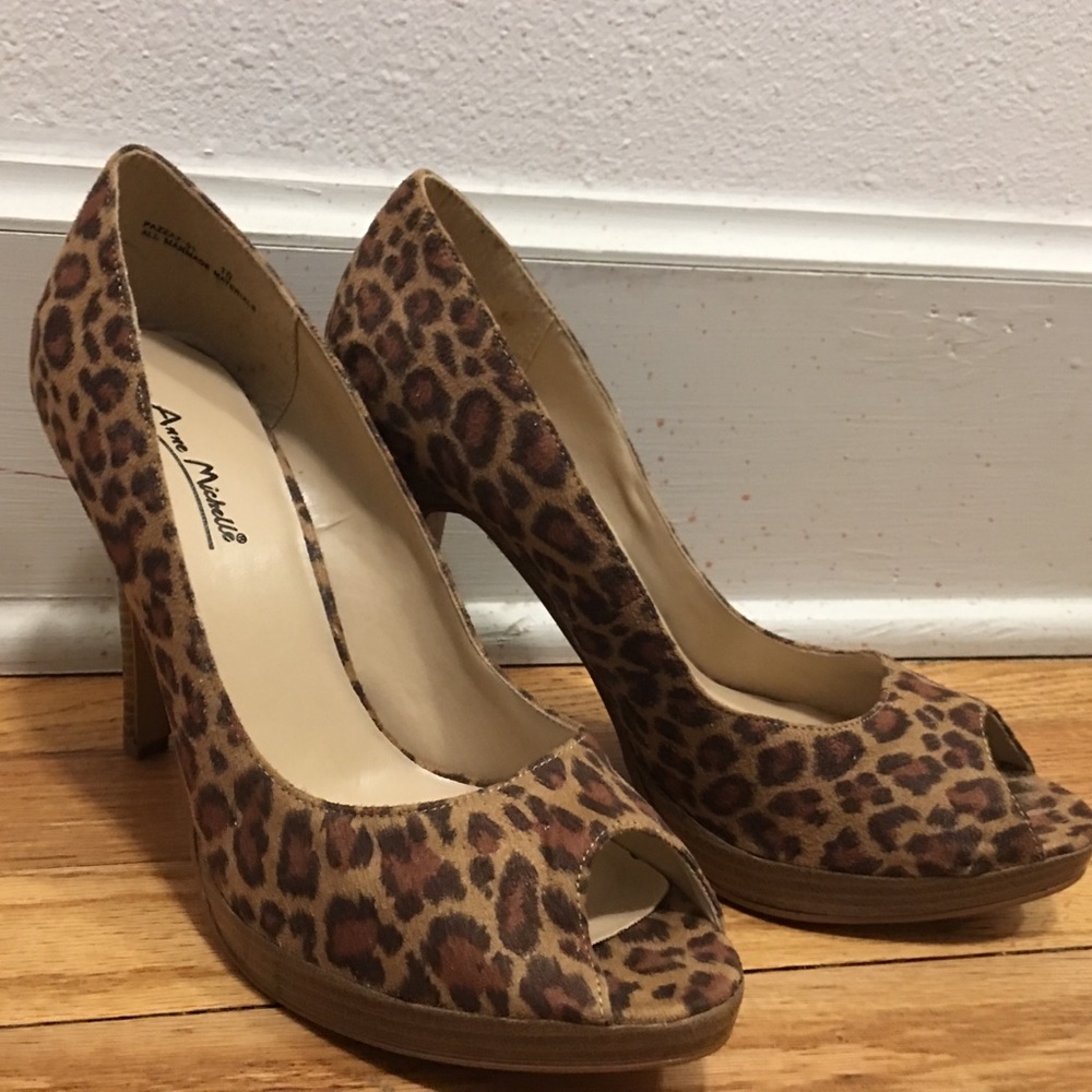 leopard print peep toe shoe heel NEW 10 pump